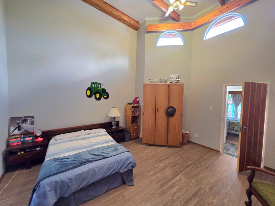 5 Bedroom Property for Sale in Panorama Free State